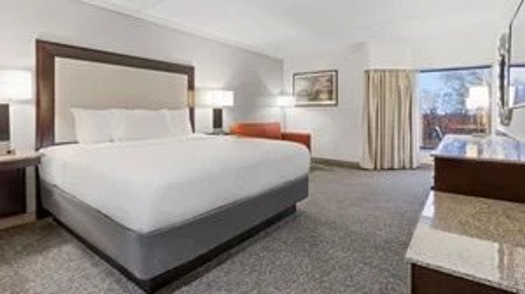 Woodcliff Hotel and Spa Room