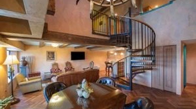 <b>Woodcliff Hotel and Spa Suite</b>. Images powered by <a href="https://www.leonardoworldwide.com/" title="Leonardo Worldwide" target="_blank">Leonardo</a>.