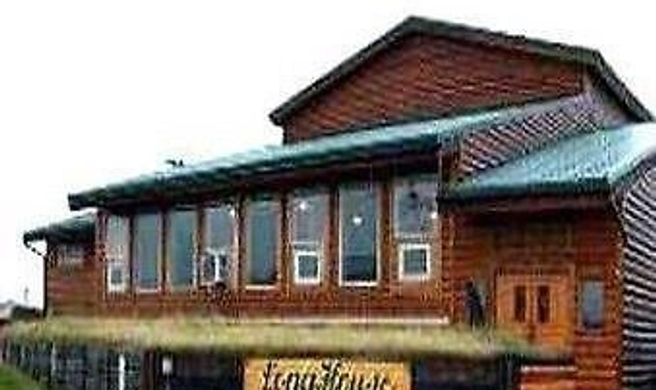 Long House Bethel Inn Exterior