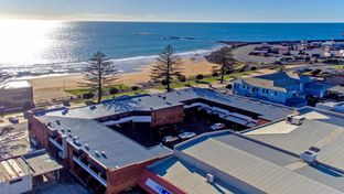 Beachfront Voyager Motor Inn