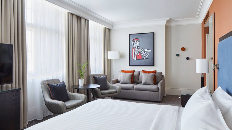 <b>Bristol Marriott Royal Hotel Suite</b>. Images powered by <a href="https://www.leonardoworldwide.com/" title="Leonardo Worldwide" target="_blank">Leonardo</a>.