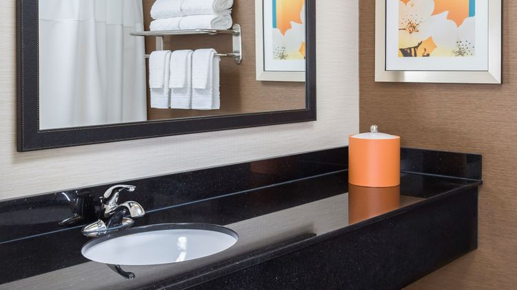 Fairfield Inn Muncie Room