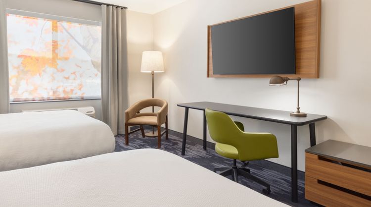Fairfield Inn & Suites Rockaway Room
