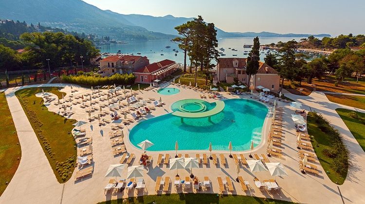 Sheraton Dubrovnik Riviera Hotel Exterior