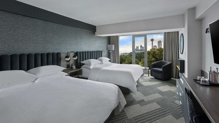 Sheraton Fallsview Hotel Suite