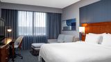 Courtyard Long Island MacArthur Airport Suite
