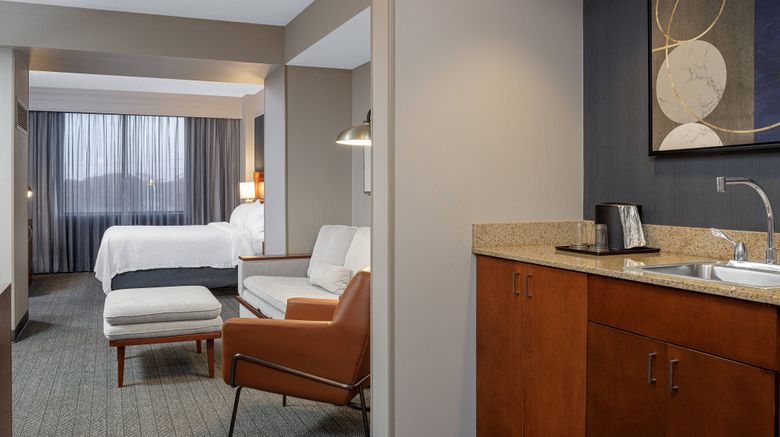 <b>Courtyard Long Island MacArthur Airport Room</b>. Images powered by <a href="https://www.leonardoworldwide.com/" title="Leonardo Worldwide" target="_blank">Leonardo</a>.