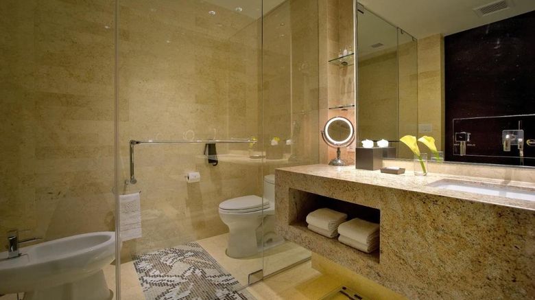 <b>EB Hotel Miami Room</b>. Images powered by <a href="https://www.leonardoworldwide.com/" title="Leonardo Worldwide" target="_blank">Leonardo</a>.