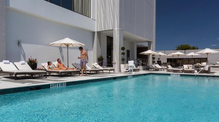 EB Hotel Miami Pool