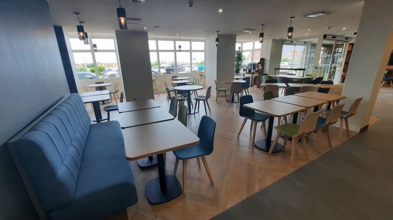 <b>Holiday Inn Calais Restaurant</b>. Images powered by <a href="https://www.leonardoworldwide.com/" title="Leonardo Worldwide" target="_blank">Leonardo</a>.