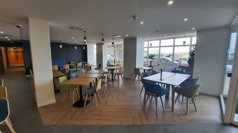 <b>Holiday Inn Calais Restaurant</b>. Images powered by <a href="https://www.leonardoworldwide.com/" title="Leonardo Worldwide" target="_blank">Leonardo</a>.