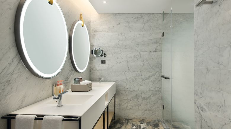 <b>Crowne Plaza Quanzhou Riverview Room</b>. Images powered by <a href="https://www.leonardoworldwide.com/" title="Leonardo Worldwide" target="_blank">Leonardo</a>.