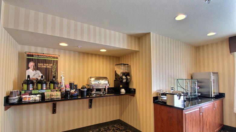 <b>Cobblestone Inn & Suites Restaurant</b>. Images powered by <a href="https://www.leonardoworldwide.com/" title="Leonardo Worldwide" target="_blank">Leonardo</a>.