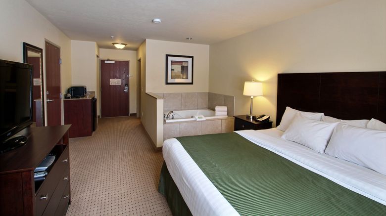 <b>Cobblestone Inn & Suites Suite</b>. Images powered by <a href="https://www.leonardoworldwide.com/" title="Leonardo Worldwide" target="_blank">Leonardo</a>.