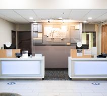 Holiday Inn Express Hotel & Suites Lobby