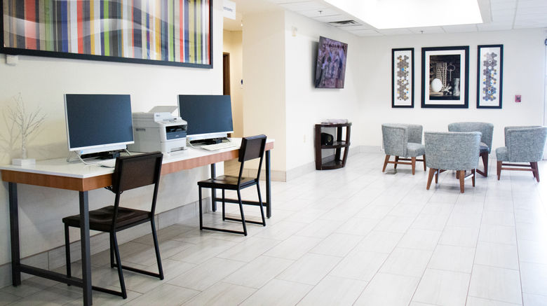 <b>Holiday Inn Express Hotel & Suites Lobby</b>. Images powered by <a href="https://www.leonardoworldwide.com/" title="Leonardo Worldwide" target="_blank">Leonardo</a>.