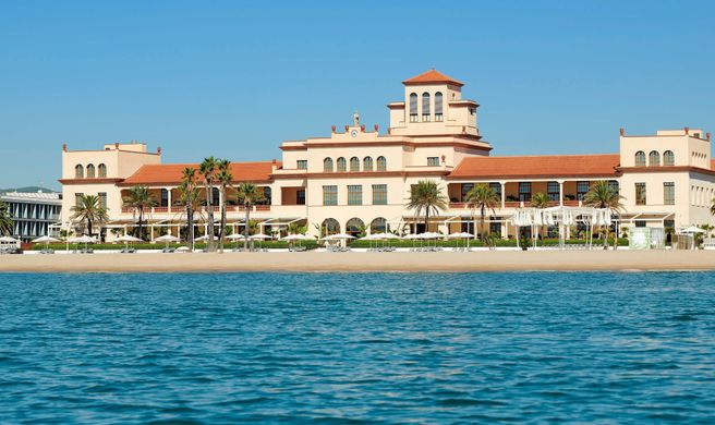 Le Meridien Ra Beach Hotel & Spa Exterior