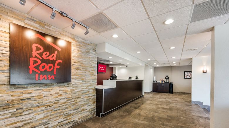 <b>Red Roof Inn Birmingham South Lobby</b>. Images powered by <a href="https://www.leonardoworldwide.com/" title="Leonardo Worldwide" target="_blank">Leonardo</a>.