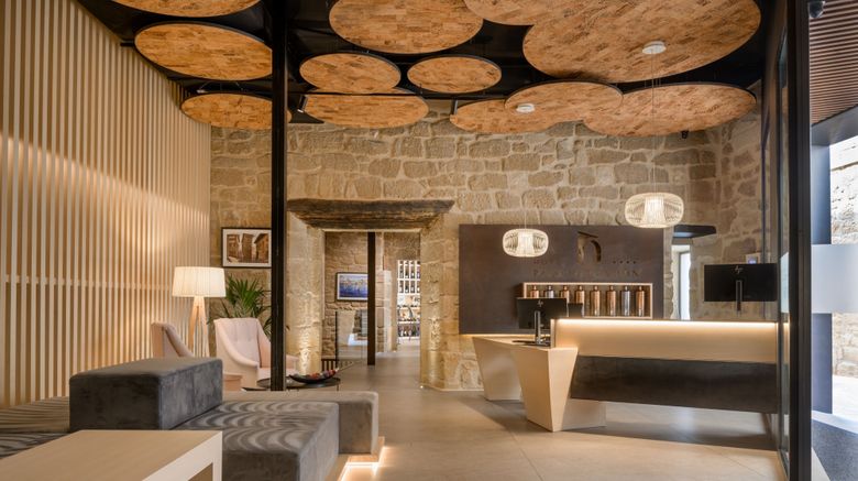 <b>Palacio Tondo, La Rioja Brinas Lobby</b>. Images powered by <a href="https://www.leonardoworldwide.com/" title="Leonardo Worldwide" target="_blank">Leonardo</a>.