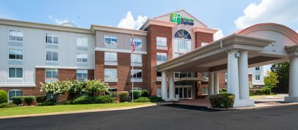 Holiday Inn Express Exterior
