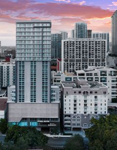 Atwell Suites Miami Brickell