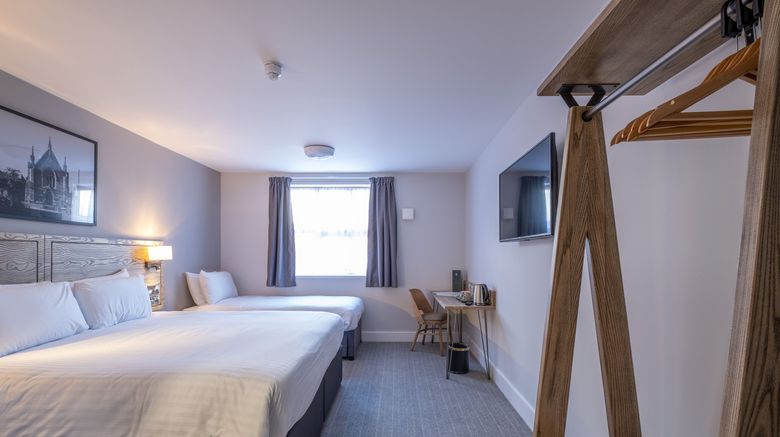 <b>Two Rivers Hotel Room</b>. Images powered by <a href="https://www.leonardoworldwide.com/" title="Leonardo Worldwide" target="_blank">Leonardo</a>.