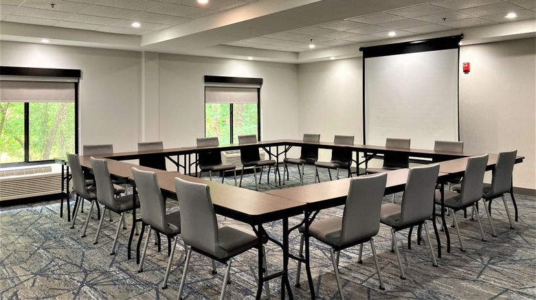 <b>Holiday Inn Express Apex Meeting</b>. Images powered by <a href="https://www.leonardoworldwide.com/" title="Leonardo Worldwide" target="_blank">Leonardo</a>.