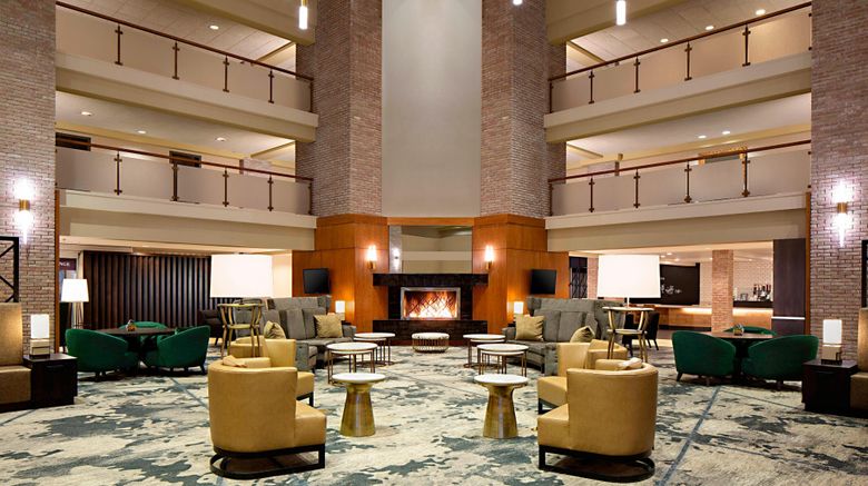 Lincolnshire Marriott Resort Exterior. Images powered by <a href="https://www.leonardoworldwide.com" target="_blank" rel="noopener">Leonardo</a>.