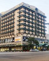 Cresta Jameson Hotel