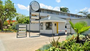 Cresta Oasis Hotel