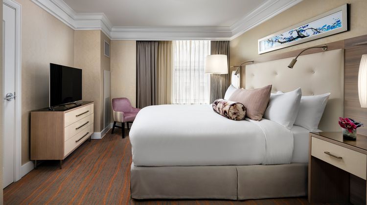 Hotel AKA Back Bay Suite