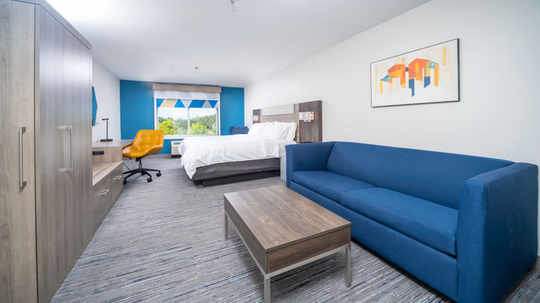 <b>Holiday Inn Express Suite</b>. Images powered by <a href="https://www.leonardoworldwide.com/" title="Leonardo Worldwide" target="_blank">Leonardo</a>.
