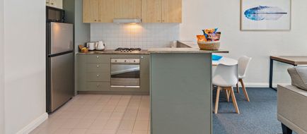 Astra Apartments Chatswood Room