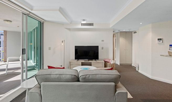 Astra Apartments Chatswood Room