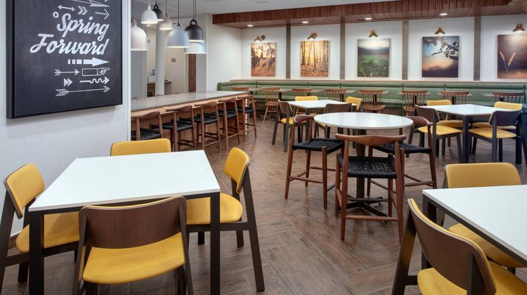 Fairfield Inn & Suites Aberdeen Restaurant