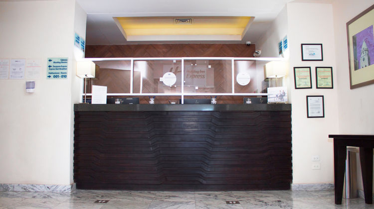 Holiday Inn Express Guaymas Lobby