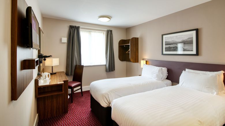<b>Queen of the Loch Marstons Inn Room</b>. Images powered by <a href="https://www.leonardoworldwide.com/" title="Leonardo Worldwide" target="_blank">Leonardo</a>.