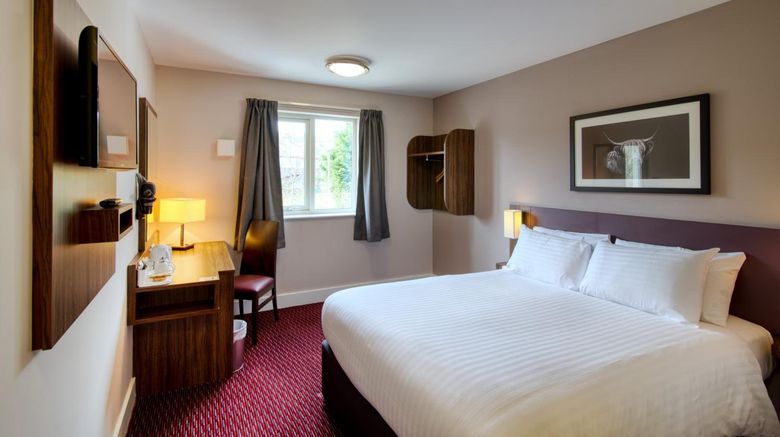 <b>Queen of the Loch Marstons Inn Room</b>. Images powered by <a href="https://www.leonardoworldwide.com/" title="Leonardo Worldwide" target="_blank">Leonardo</a>.