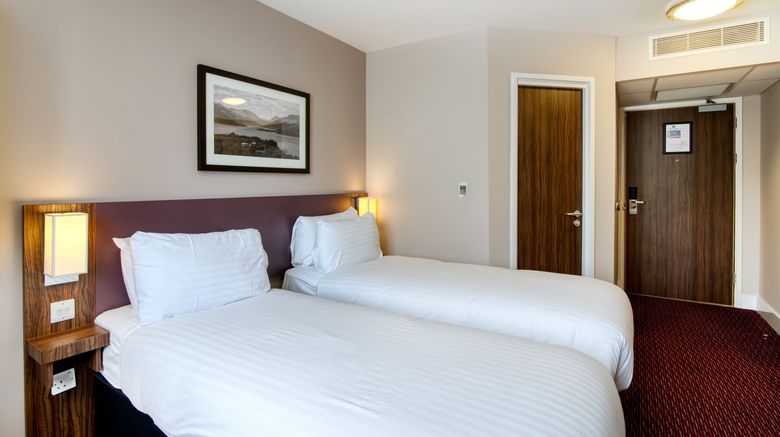 <b>Queen of the Loch Marstons Inn Room</b>. Images powered by <a href="https://www.leonardoworldwide.com/" title="Leonardo Worldwide" target="_blank">Leonardo</a>.