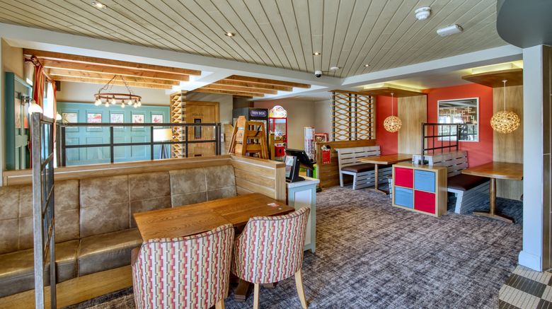 <b>Queen of the Loch Marstons Inn Restaurant</b>. Images powered by <a href="https://www.leonardoworldwide.com/" title="Leonardo Worldwide" target="_blank">Leonardo</a>.