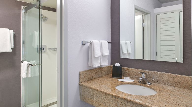<b>Courtyard by Marriott Detroit Troy Room</b>. Images powered by <a href="https://www.leonardoworldwide.com/" title="Leonardo Worldwide" target="_blank">Leonardo</a>.