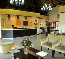 Cresta Riley's Hotel Lobby