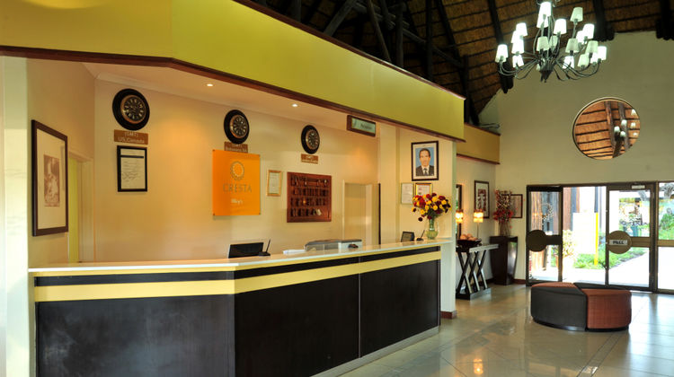 Cresta Riley's Hotel Lobby