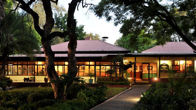 <b>Cresta Riley's Hotel Exterior</b>. Images powered by <a href="https://www.leonardoworldwide.com/" title="Leonardo Worldwide" target="_blank">Leonardo</a>.