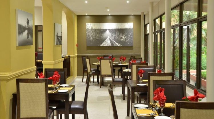 Cresta Riley's Hotel Restaurant