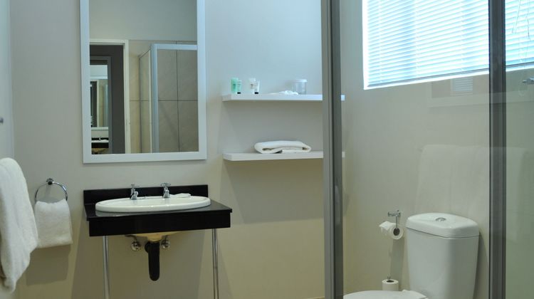 Cresta Sprayview Hotel Room