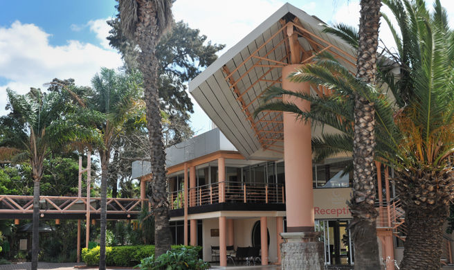 Cresta Thapama Hotel Exterior
