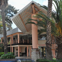 Cresta Thapama Hotel