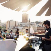 Yurbban Trafalgar Hotel