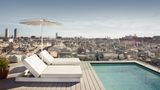 Yurbban Trafalgar Hotel Exterior